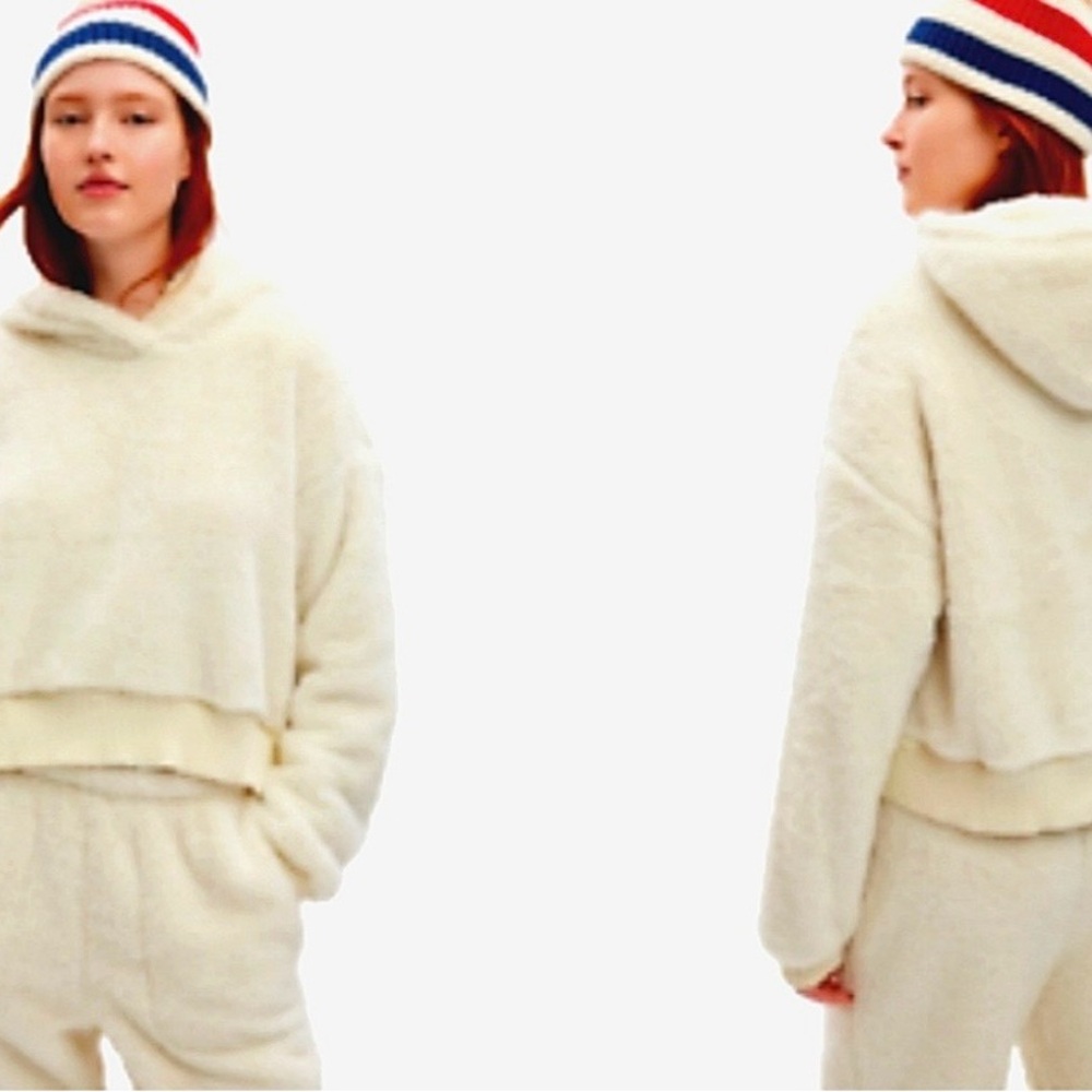 GapBody Cream Fleece Hoodie